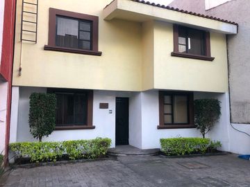 Rento casa en condominio en Tepepan Tlalpan