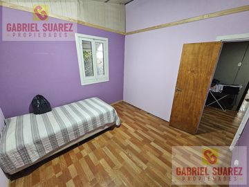Casa esquina con Local, Departamento y casa - Venta - Gabriel Suarez