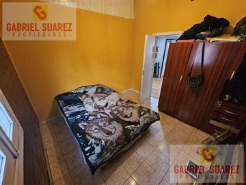 Casa esquina con Local, Departamento y casa - Venta - Gabriel Suarez