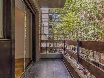 Departamento · Tres ambientes · Rivera Indarte al 100 · Flores