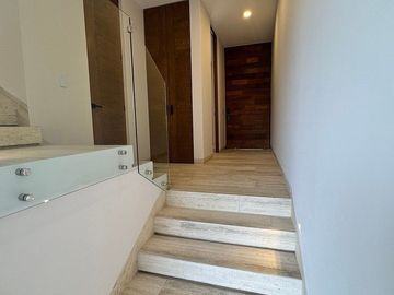CASA RENTA ROCA ALTOZANO acabados de lujo. Sistema inteligente