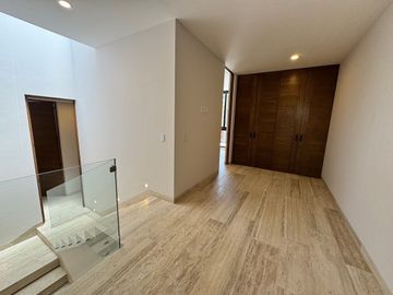 CASA RENTA ROCA ALTOZANO acabados de lujo. Sistema inteligente