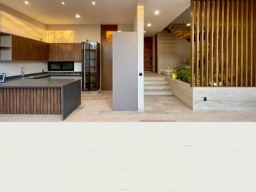 CASA AMUEBLADA RENTA ALTOZANO ROCA acabados de lujo. Sistema inteligente
