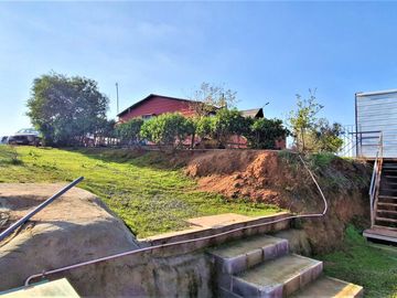 Parcela con casa en venta en Limache, 5.000 m2. - 125 M$