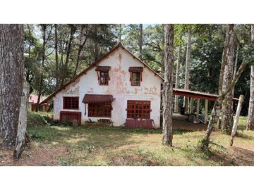 Venta de casa en Altos de Cerro Azul