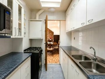 VENDO CASA ESQUINA EN SANTA MARÍA DE MAIPÚ 158 MTS2