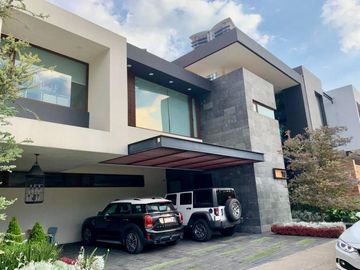 Casa en Venta en Bosque Real.