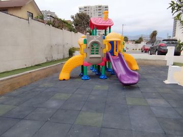 VENTA DE DEPARTAMENTO EN CONDOMINIO PLAYA LA HERRADURA-2HAB