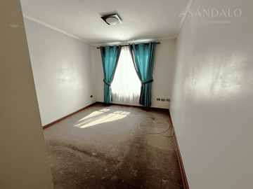 ARRIENDA DEPARTAMENTO 3D/2B CON ESTACIONAMIENTO