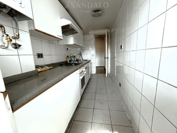 ARRIENDA DEPARTAMENTO 3D/2B CON ESTACIONAMIENTO