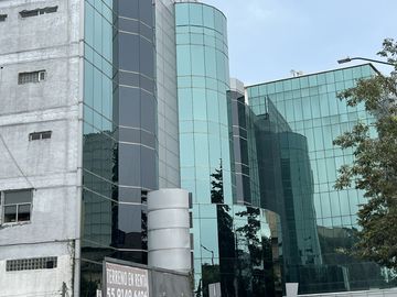Oficina renta calle Amargura Interlomas 290 m2
