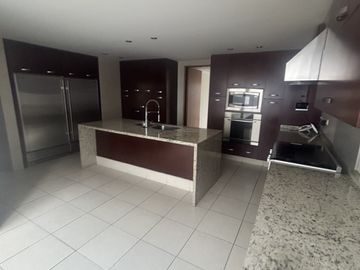 Casa en Renta en Lomas Country Club