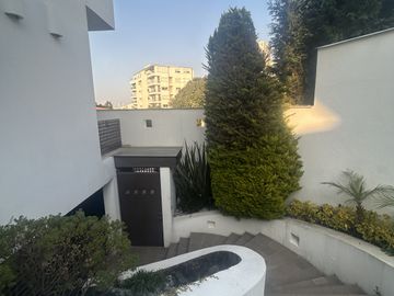 Casa en Renta en Lomas Country Club