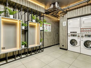 EXCLUSIVO DEPTO EN LAS CONDES 2D/2B/1E