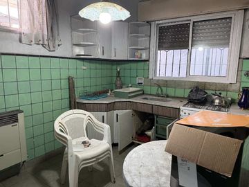 Casa para 2 Familias en venta en Wilde Centro
