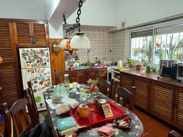 Casa para 2 Familias en venta en Wilde Centro