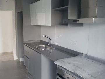DEPARTAMENTO 4 AMBIENTES VENTA FLORES COCHERA