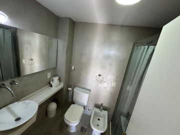 VENTA DEPARTAMENTO 4 AMBIENTES C/ COCHERA PATERNAL