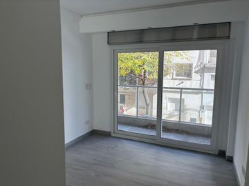 DEPARTAMENTO 3 AMBIENTES VENTA FLORES COCHERA