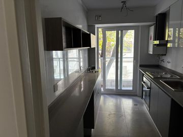 DEPARTAMENTO 3 AMBIENTES VENTA FLORES COCHERA