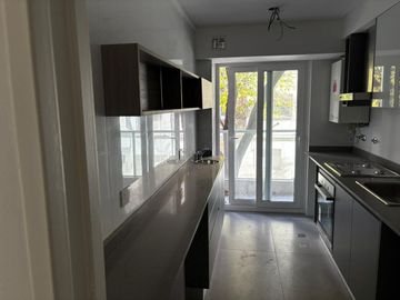 DEPARTAMENTO 3 AMBIENTES VENTA FLORES COCHERA