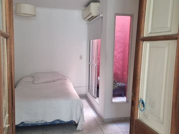 VENTA CASA Y 2 DEPARTAMENTOS PLENO CENTRO TANDIL