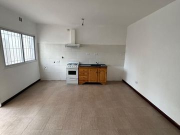 Departamento Tipo Casa en alquiler en Wilde