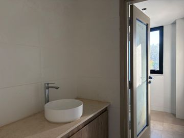 Departamento En Venta 5ta Sección a mts del Parque