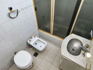 VENTA DEPARTAMENTO 2 Ambientes FLORES