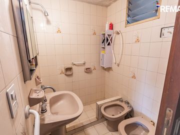 VENTA CASA BARRACAS C/PATIO Y TERRAZA 5 AMBIENTES