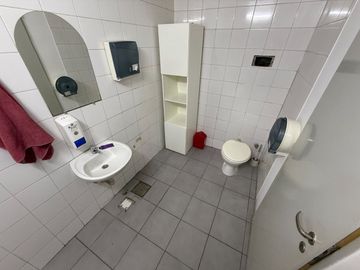 VENTA LOCAL COMERCIAL LOMAS DE ZAMORA
