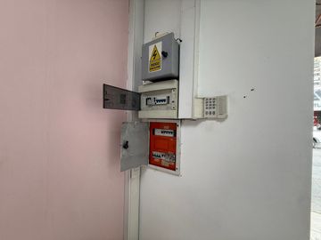 VENTA LOCAL COMERCIAL LOMAS DE ZAMORA