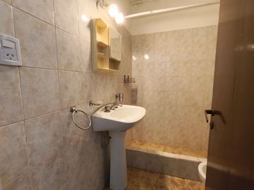 ALQUILER Departamento 2 ambientes - Villa Luro