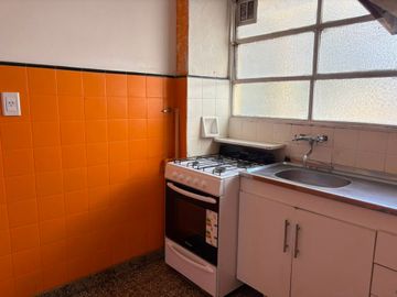 ALQUILER DOS AMBIENTES EN FLORES APTO PROFESIONAL
