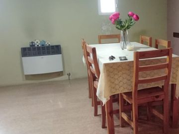 VENTA CASA 4 AMBIENTES LA CAUTIVA  PTE:DERQUI