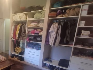 VENTA CASA 4 AMBIENTES LA CAUTIVA  PTE:DERQUI