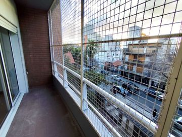 ALQUILER FLORESTA 4 AMB COCHERA SEGURIDAD PILETA