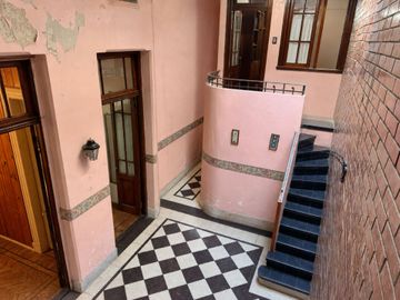 GRAN PH 238M2 COCHERA Y PATIO SIN EXPENSAS