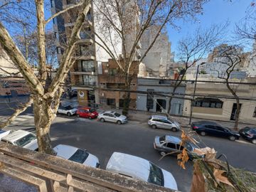 GRAN PH 238M2 COCHERA Y PATIO SIN EXPENSAS