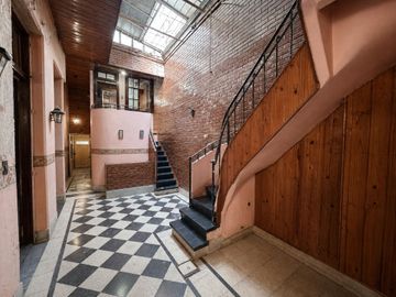 GRAN PH 238M2 COCHERA Y PATIO SIN EXPENSAS