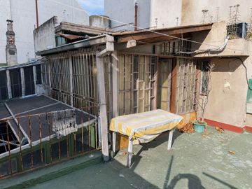 GRAN PH 238M2 COCHERA Y PATIO SIN EXPENSAS