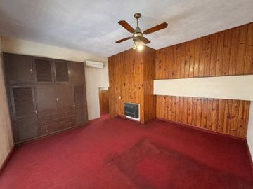 GRAN PH 238M2 COCHERA Y PATIO SIN EXPENSAS