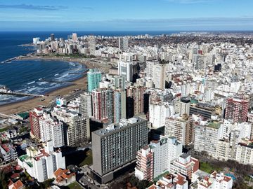 Alquiler dos ambientes con cochera a estrenar