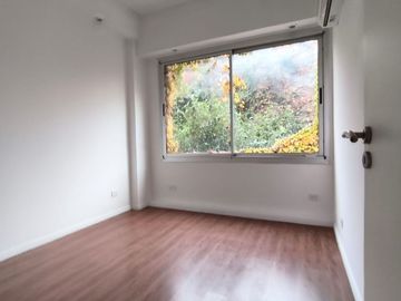 ALQUILER OFICINA O CONSULTORIO,EXCLUSIVA UBICACION
