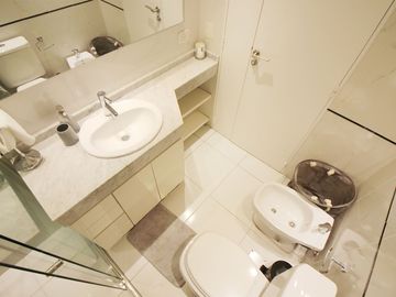 VENTA  4 AMBIENTES APTO CRÉDITO BALCÓN FLORES