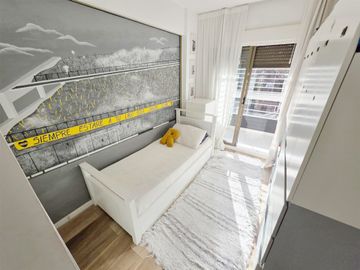 VENTA  4 AMBIENTES APTO CRÉDITO BALCÓN FLORES