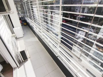 VENTA  4 AMBIENTES APTO CRÉDITO BALCÓN FLORES