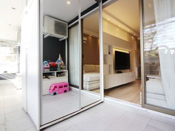 VENTA  4 AMBIENTES APTO CRÉDITO BALCÓN FLORES