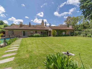 VENTA CASA 5 AMBIENTES DON TORCUATO PARQUE PILETA