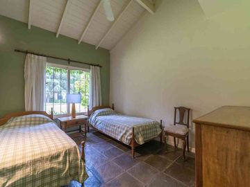 VENTA CASA 5 AMBIENTES DON TORCUATO PARQUE PILETA